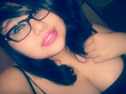 broken133333333's profile picture. 