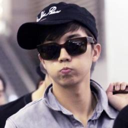 ImHottestttt's profile picture. I'M HOTTEST