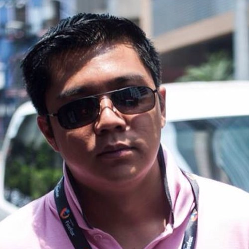 AcidSlide's profile picture. IT Consultant/Specialist, Semi-pro Photographer