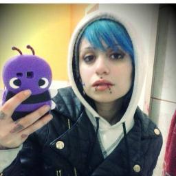 Eu tenho o Santo forte e é incrível a minha SORTE ./  TATUADORA, BODY PIERCING E CABELEIREIRA ! (BAGÉ )