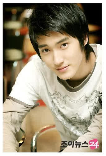 I'm RolePlayer of Yoona @GirlsGeneration ^^ Let's Be Friend ..
