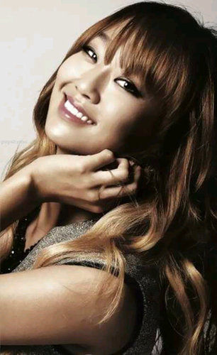 terlahir cantik. Leader sistar- #Δηυfams
#Δηυsistar