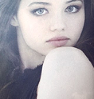 Im lizzy and i like to talk to people