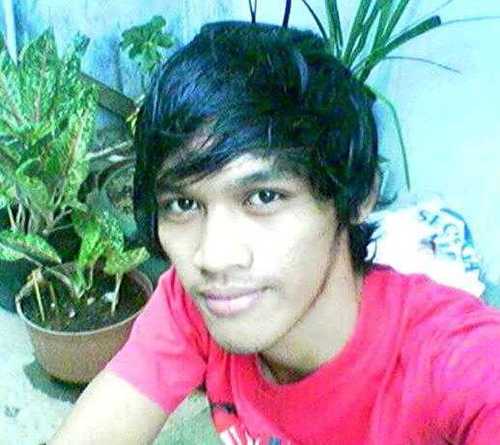 AchVidelFauzi's profile picture. 
