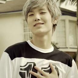 จุนฮงบีเอพีครับ! ฮิปฮอปบอยจอมเสี่ยวシ เบบี้น่ะของผมนะ! ♥  เด็กดื้อหลายอารมณ์ :] ゞกวนตามสไตล์ ツ ผมคิดถึงคุณ  Real: @ZELO96
