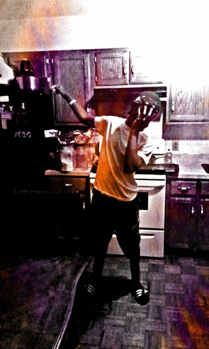 Jonoo n Ko!!!! now click follow