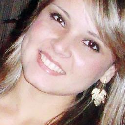 Estou convencida das minhas próprias limitações - e esta convicção é minha força para superá-las   ( Deus acima de todas as coisas *-*)