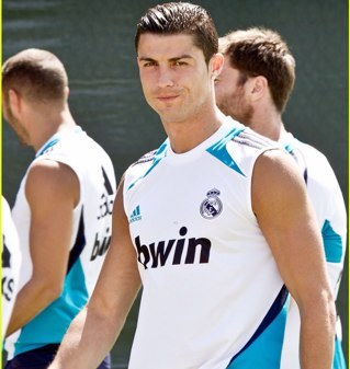 ChrisRonaldo_WO's profile picture. Never on anymore
