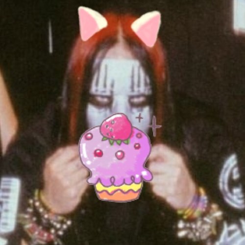 Twitter dedicado ao Joey jordison e aos Fãs dele ... Since 21/11/12 Dona : @PsychoVillain_