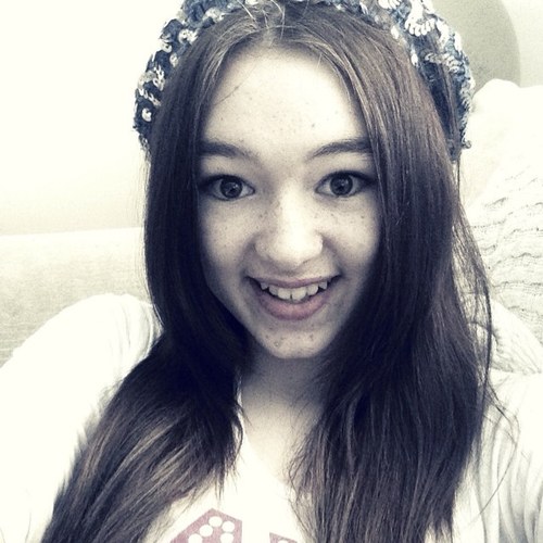 PLEASE LOOK AT MY COVERS - http://t.co/JcNXCl8rzp TWEET THE LINK FOR A SHOUTOUT