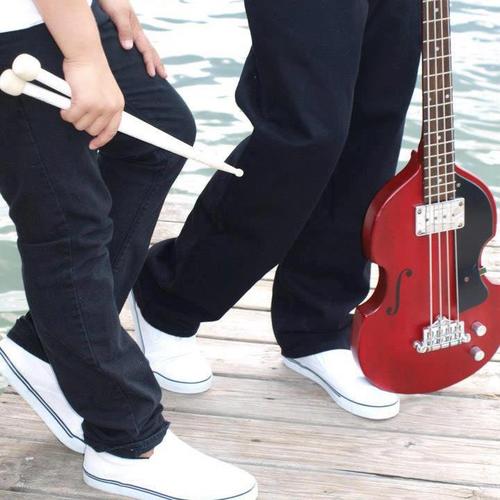 Small_Worldrock's profile picture. Small World is a rock band that started with four teenagers and they're love for music. Check us out! https://t.co/Z1JpMXpVld