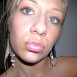 claudia.carla3@homail.com meu skype
