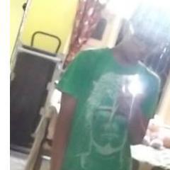 Im simply luv 2 Dance, nd im addiCteD 2 musiC.!! im da biGGesT fan of   ♦☻☺deadmau5☺☻♦