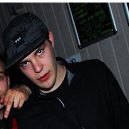 GRIME/DNB MC/PRODUCER/DJ (WEST MIDLANDS) SUBSCRIBE TO WUNSENMEDIA http://t.co/roD3qa38Wd