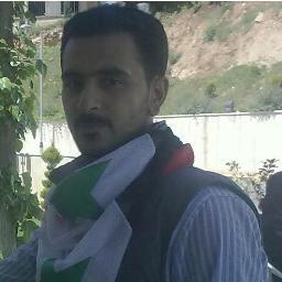 ‏......لاتقلد الاخرين لتكون مثلهم ............ فقط خز منهم بعض الالون ...... وصمم لوحه جميله لحياتك .