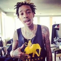 Don't Like Me? Have a sit with the rest of the bitches waiting for me to give a fuck...!
#Followme & i'll follow bk ;)