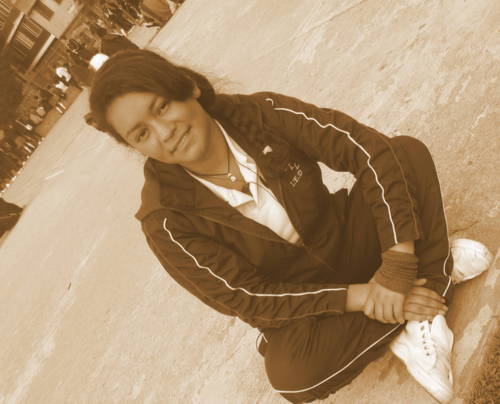 IlikedRockmusic's profile picture. Si se piensa diferente es anormal?!