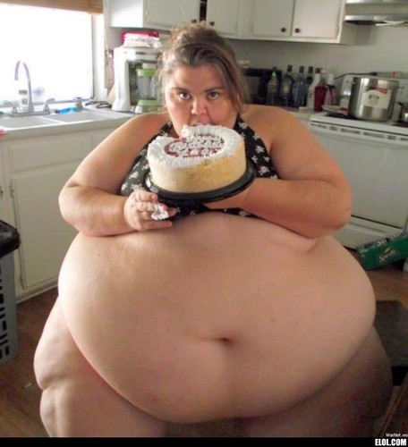 I Love Food! And I'm not fat.. I'm fluffy!