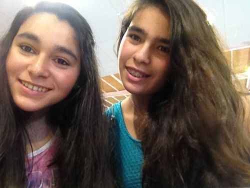 adoro a mi 27 mi unicornio azul mi nena mi vida ella lo es todo// me encanta auryn los serranos sweet california..// SOY BIPOLAR Y ME ENCANTA