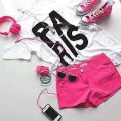 La mejor ropa para las chicas                                                              asi que sigueme y veras la ropa mas linda para las chicas