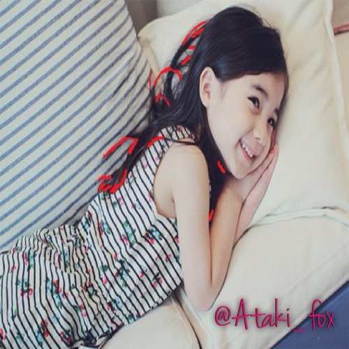 Ataki_fox's profile picture. I a 4 year old kitsune, my name is Ataki. My broder is @Shinichi_Fox, my mommy is @TamaraMarina_. No hurt them! Trickster in training. [OC TVD book RP]