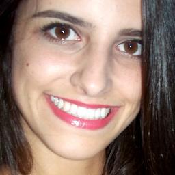Educadora Especial/ Esp Gestão Ed./UFSM. Ama desenho, música, escrever, psicologia e Libras. Gaúcha e Gremista com orgulho!Sob um céu de blues...