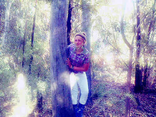 Greefie1999's profile picture. I'm that girl who never shuts up!! I love animals I'm very active!!* I'm funny and Loud, I love sports like hockey, tennis and horse riding*