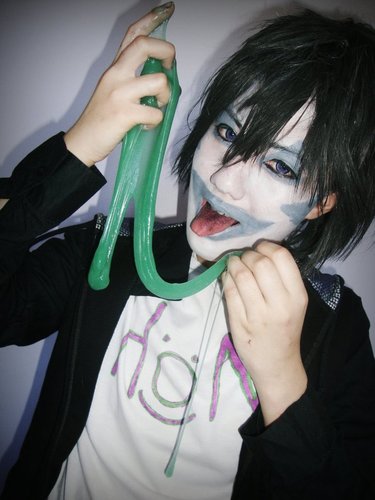 Your name is GAMZEE MAKARA. You enjoy CLOWNS of a GRIM PERSUASION. Why do you have motherfucking no horns? honk? [Humanstuck Gamzee] [Homestuck RP]