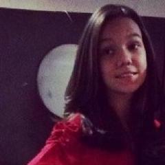 basta fechar os olhos e desfrutar da montanha-russa que é a vida :) x