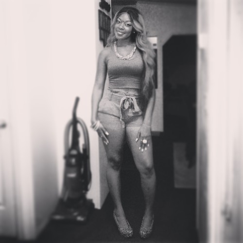 Toni #TeamAndroid #TeamAquarius; FOLLOW BACK!! ^.^ »»» #TeamDetermined.. #teamBahamas #Team242, Follow my twin @Macaroni_Tonyy .