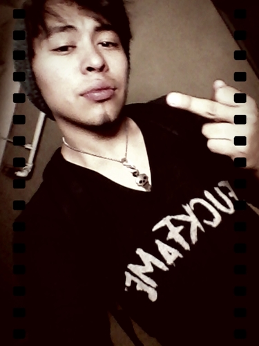 Knivez_69's profile picture. Don't be intimidated by my attitude, I promise you I have a great caring personality :) Don't be a Script!  Dreamz Beyond Life! I love you, Grrr !