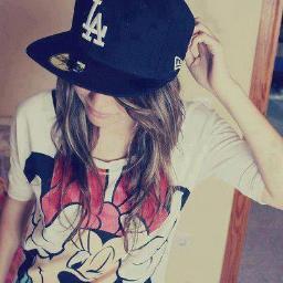 amo la musica de @ddlovato ♥♥♥..........sigueme y te sigo