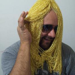 anfibologo's profile picture. Nací, viví y moriré. Mientras tanto, un millón de cosas....