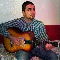 Raphael Abraham 17 want to meet someone serious play drums piano guitar violin could paint like spending