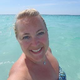 sandraklis's profile picture. Lover of travel, wine, chocolate, adventures, fitness, and coffee! ☀️☕️ { Married to @dave_howell❤️}