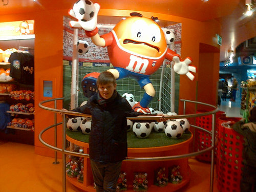 Charli32000's profile picture. A theatrical actor that plays any sport, mostly football, in my spare time.