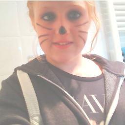 carly_graver's profile picture. 3ryan3 follow me and ill follow back