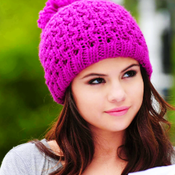 Ciumenta ,engraçada, Belieber, Selenator,sensivel,legal,geek,directioner =prazer EU
