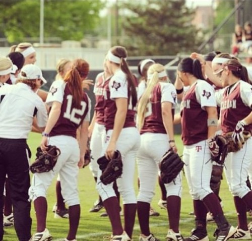 Comitted to Texas A&M⚾ | Philippians 4:13 Glory to God | Aggie Softball | TAMU17 | TWUBBY: @PitcherThe ❤❤❤
