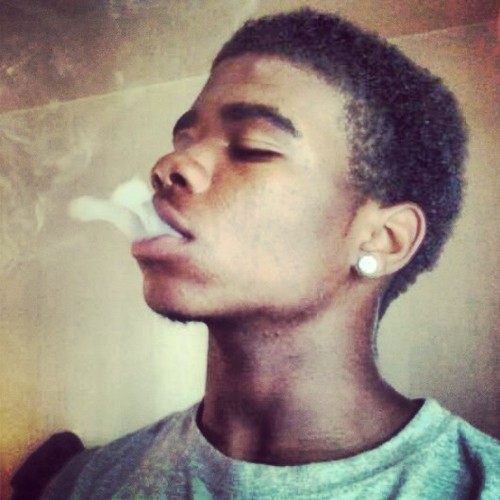 Life Is All About Luck. Pussy , Money , Weed , Loyalty , Trust Is What A Nigga Lust -|- 224GuddaGang -|- MackAve -|- Rip Lil Tone -|- FMOI : _mack224ave_