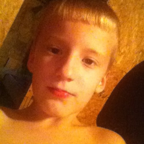 Boy directioner! #OneD #CherLloyd #EdSheeran #Janoskians :)