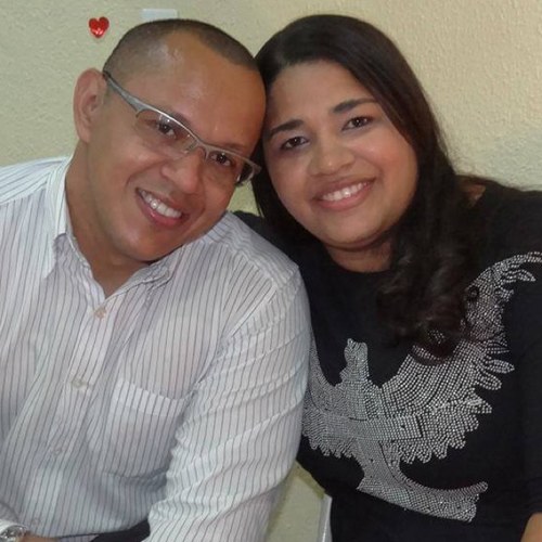 Gestor da Digiart Comunicação Visual e serviços. Cristão, casado com Camila Maria, temos 2 filhos: João Marcelo e Mariana.