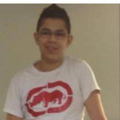 ola,meu nome é marcelo,tenho 14 anos,faço aniverssario dia 03/05 e moro com minha mãe,e estou na 8° série do ensino fundamental...