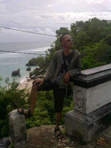 DeklaStd's profile picture. . 28E86E42