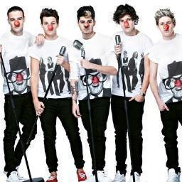 '1D fan clube' estou mobiliando a minha casa e dos meus maridos,agora vou dormir de conchinha com todos eles,hum!Dona @_thapereira