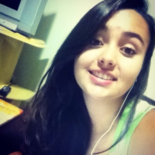Nossas dúvidas são traidoras e nos fazem perder o que, com freqüência, poderíamos ganhar, por simples medo de arriscar.