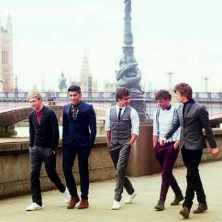 holla, di sini kita khusus story 1D ,ayoo follow kita banyak stroy nya lhohhh  ,disini ada 2 mimin  thalia ,tsamara