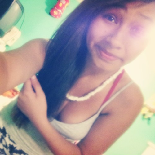 Taken ♥06.19.13♥ (: Im Fun Size lol God Comes First ! My New Account :O & Please Follow Me Bcuz I Follow Back ! Promise :*