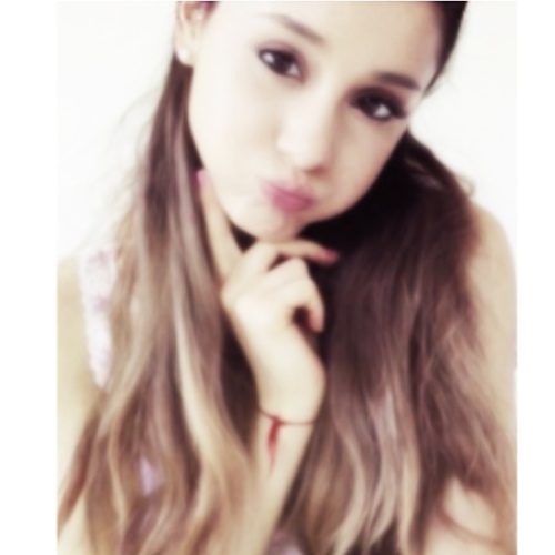Ariana Grande.