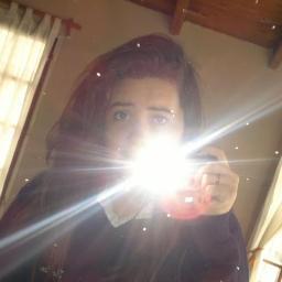 Emm, I'm Belieber, I love purple is my favorite color! I love listening to music and more Justin,and my dream is to be the OLLG @justinbieber